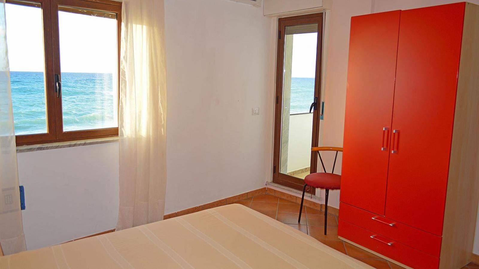 Splash'S Rooms Spadafora Exteriér fotografie
